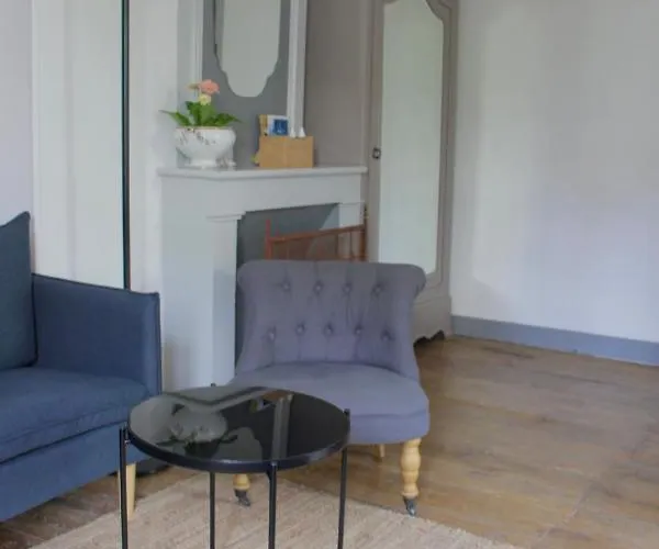 Grange Bleuet Bed and breakfast Aubeterre-sur-Dronne