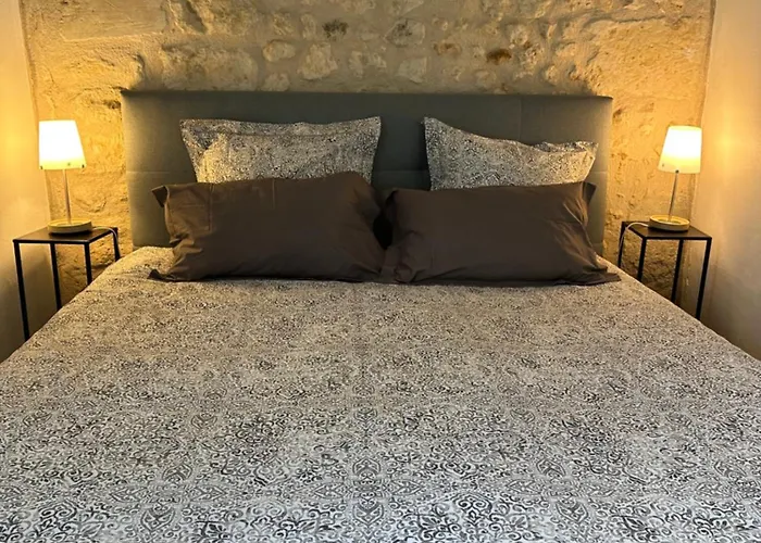 Grange Bleuet Bed and breakfast Aubeterre-sur-Dronne